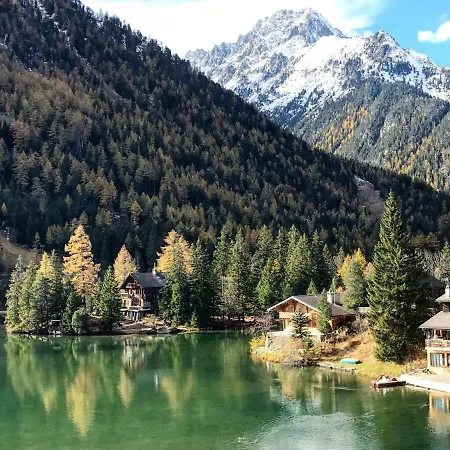 Chalet Au Paradis With Great Views, Hot Tub, Sauna & Garden