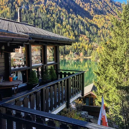 Chalet Au Paradis With Great Views, Hot Tub, Sauna & Garden 샬레 *