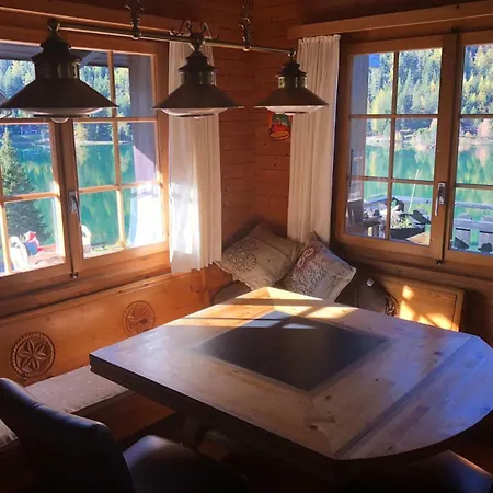 Chalet Au Paradis With Great Views, Hot Tub, Sauna & Garden 샬레
