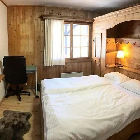 Chalet Au Paradis With Great Views, Hot Tub, Sauna & Garden 샬레 샹페